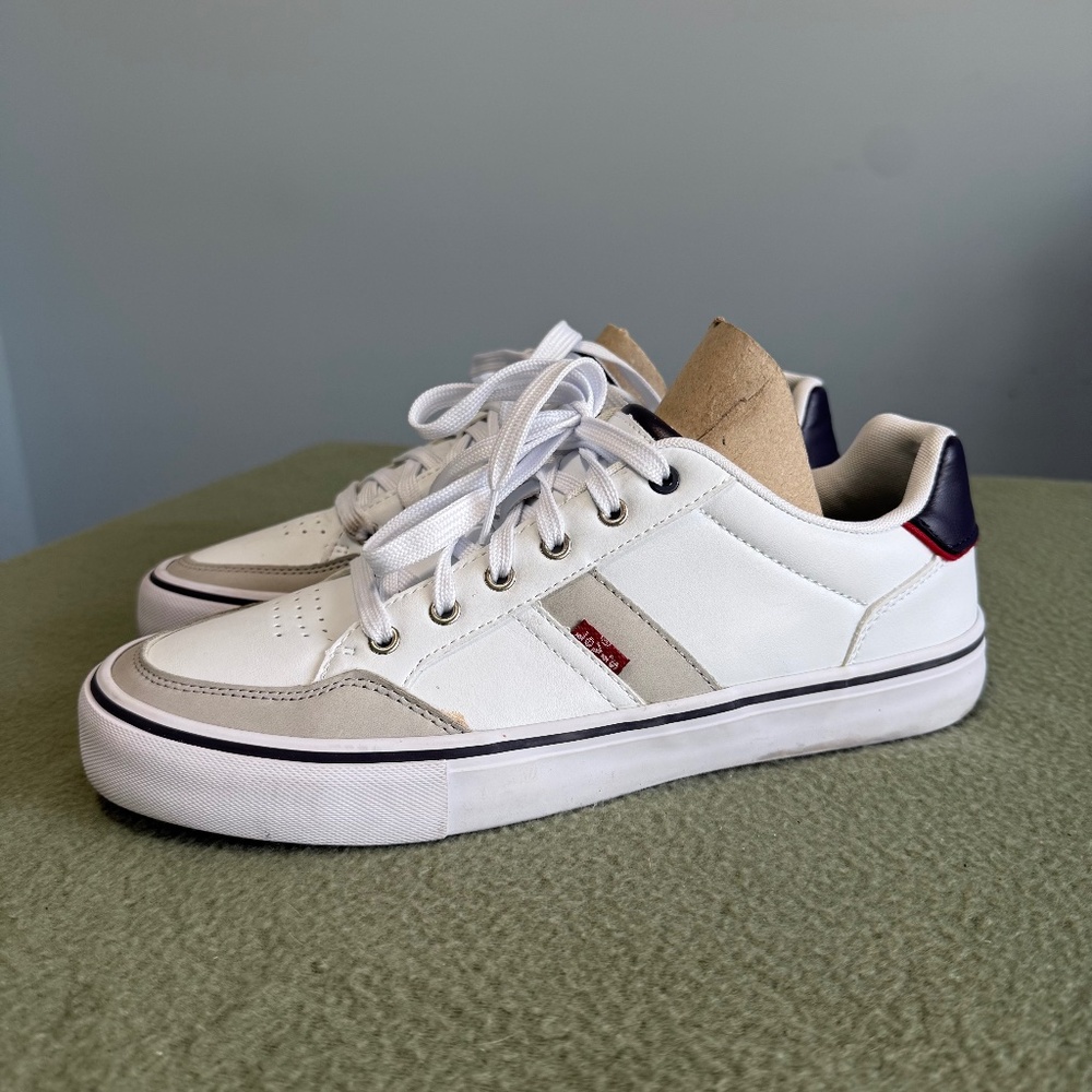 Levi's Men's Deacon Sneakers Size 9,5